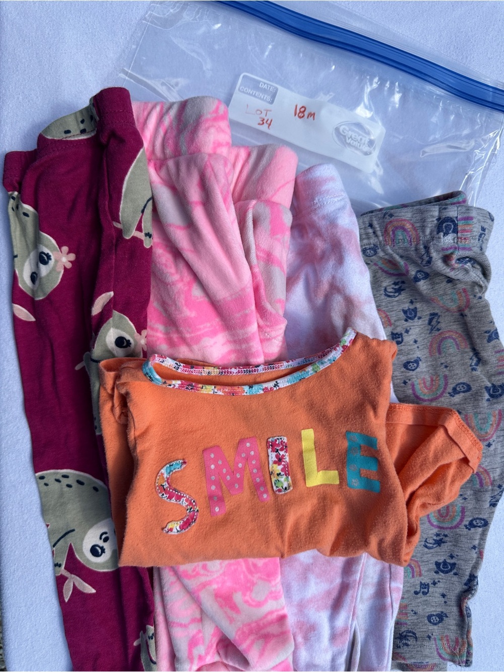 Toddler Smile Graphic Orange Top + Mixed Bottoms(34)